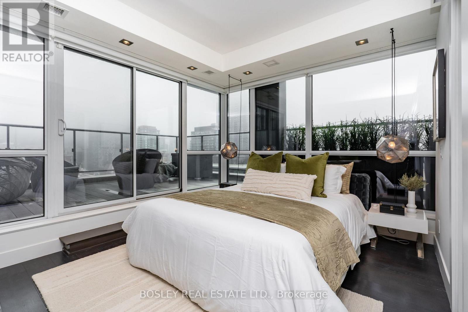 1606 - 39 Sherbourne Street, Toronto, Ontario  M5A 0L8 - Photo 18 - C12870522