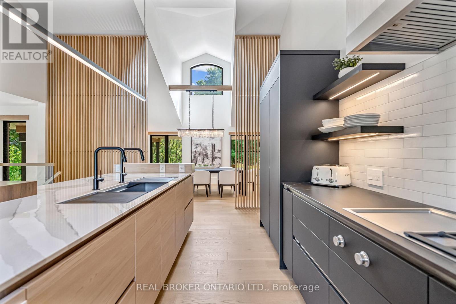 18 Fox Run Drive, Puslinch, Ontario  N0B 2J0 - Photo 14 - X12981900