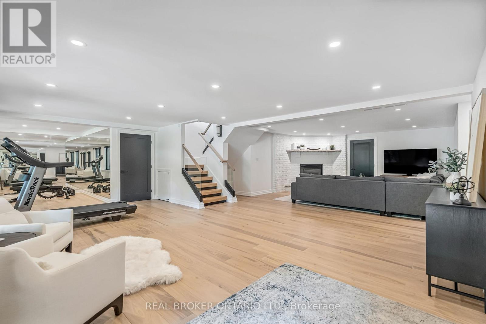 18 Fox Run Drive, Puslinch, Ontario  N0B 2J0 - Photo 21 - X12981900