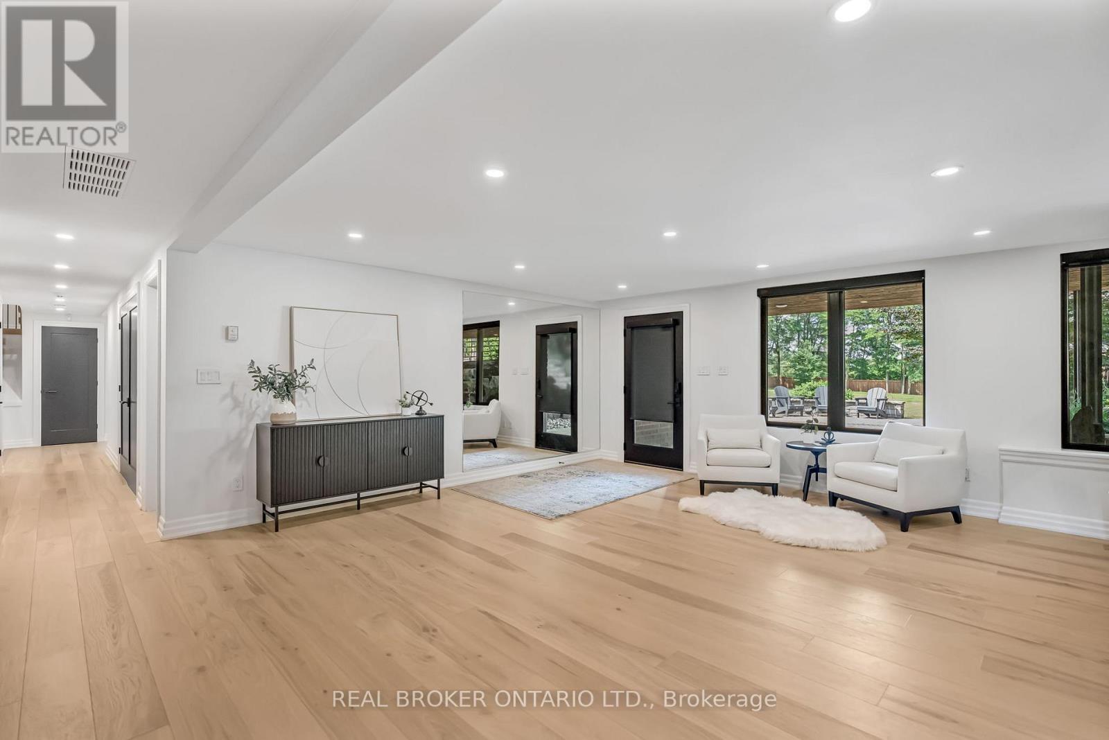 18 Fox Run Drive, Puslinch, Ontario  N0B 2J0 - Photo 22 - X12981900