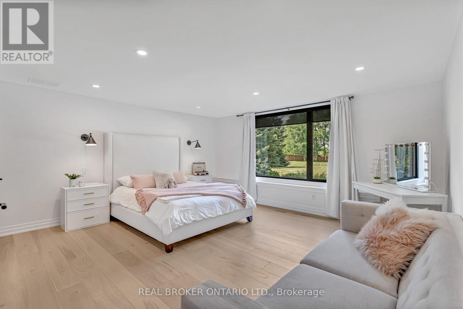 18 Fox Run Drive, Puslinch, Ontario  N0B 2J0 - Photo 25 - X12981900