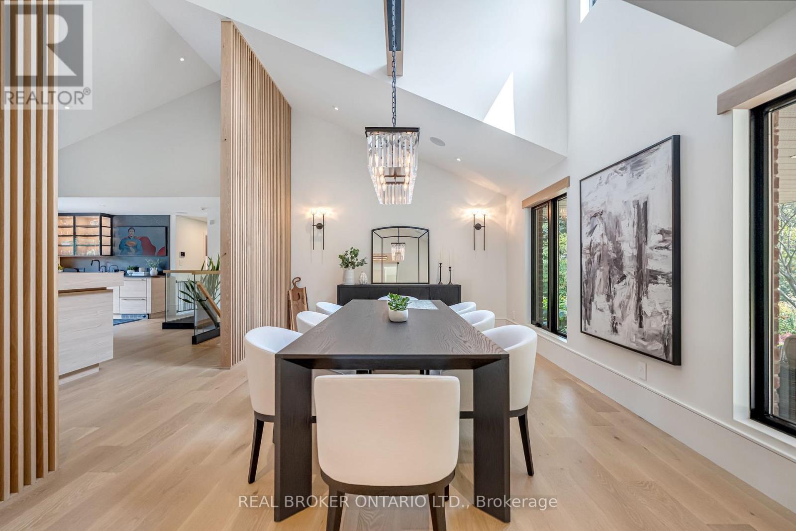 18 Fox Run Drive, Puslinch, Ontario  N0B 2J0 - Photo 3 - X12981900