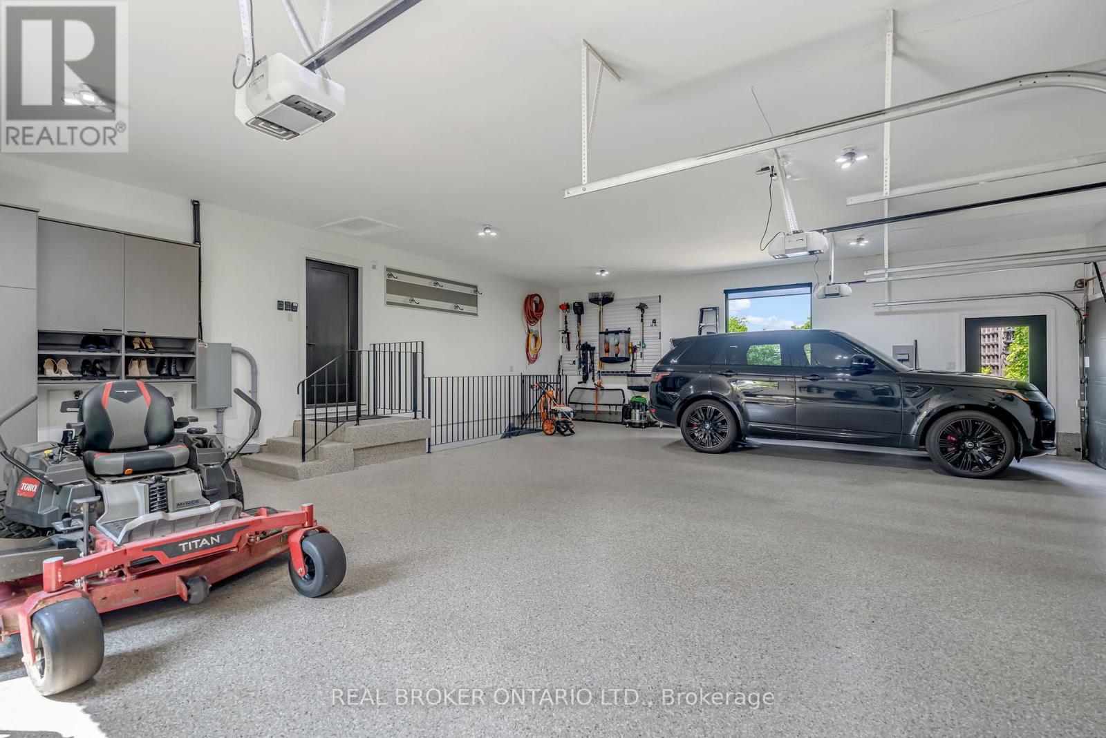 18 Fox Run Drive, Puslinch, Ontario  N0B 2J0 - Photo 33 - X12981900