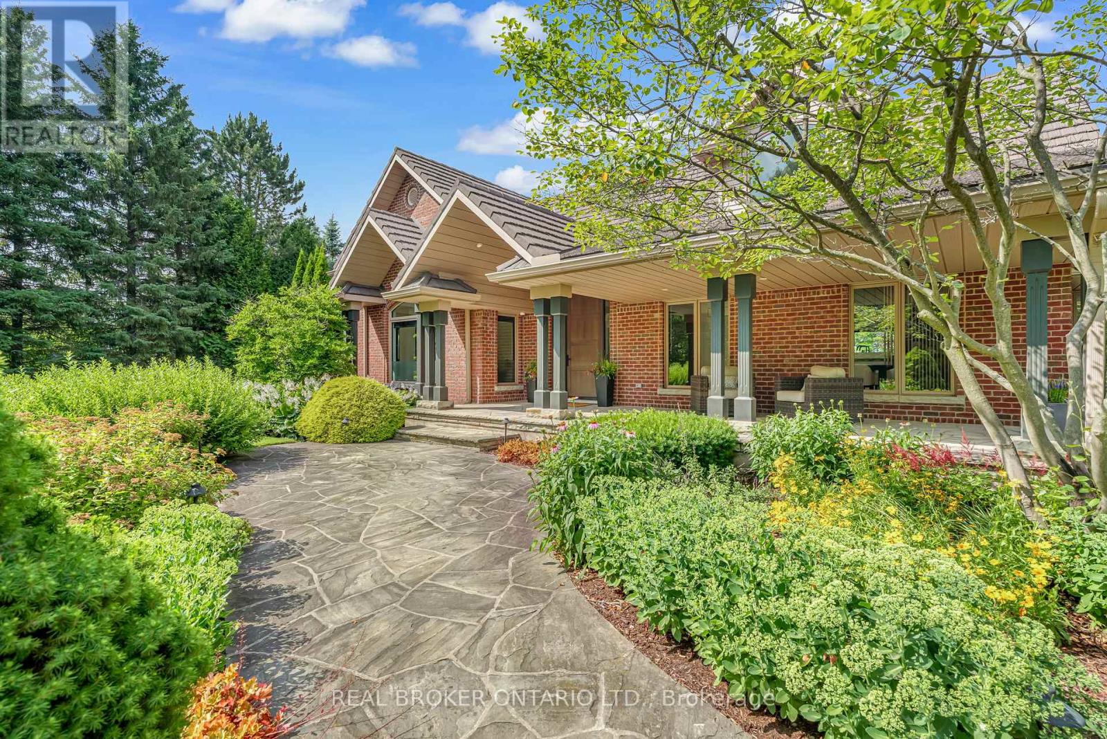 18 Fox Run Drive, Puslinch, Ontario  N0B 2J0 - Photo 38 - X12981900