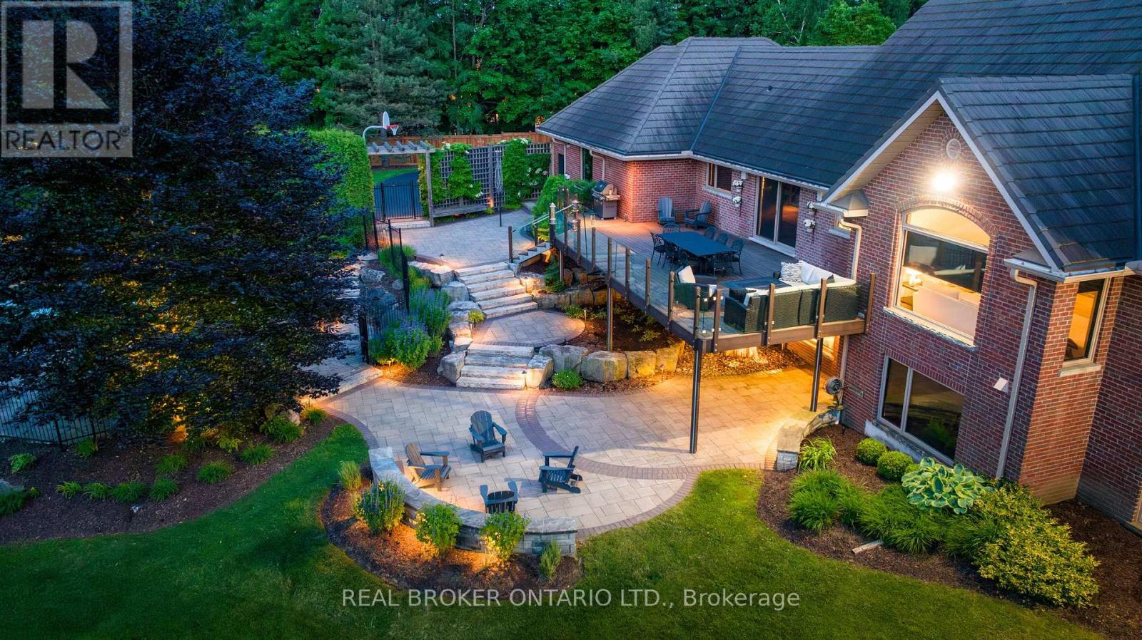 18 Fox Run Drive, Puslinch, Ontario  N0B 2J0 - Photo 50 - X12981900