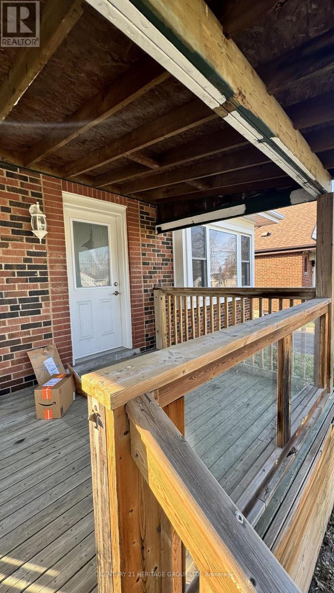 Main - 166 Erindale Avenue, Hamilton, Ontario  L8K 4R4 - Photo 2 - X12981956