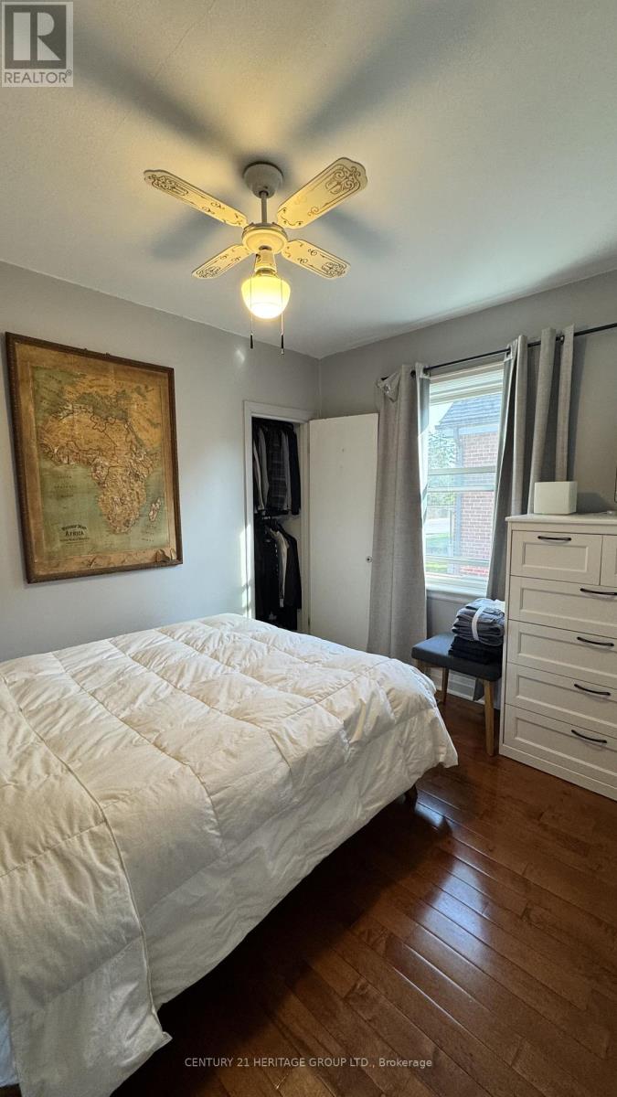 Main - 166 Erindale Avenue, Hamilton, Ontario  L8K 4R4 - Photo 3 - X12981956