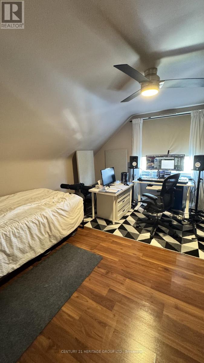 Main - 166 Erindale Avenue, Hamilton, Ontario  L8K 4R4 - Photo 7 - X12981956