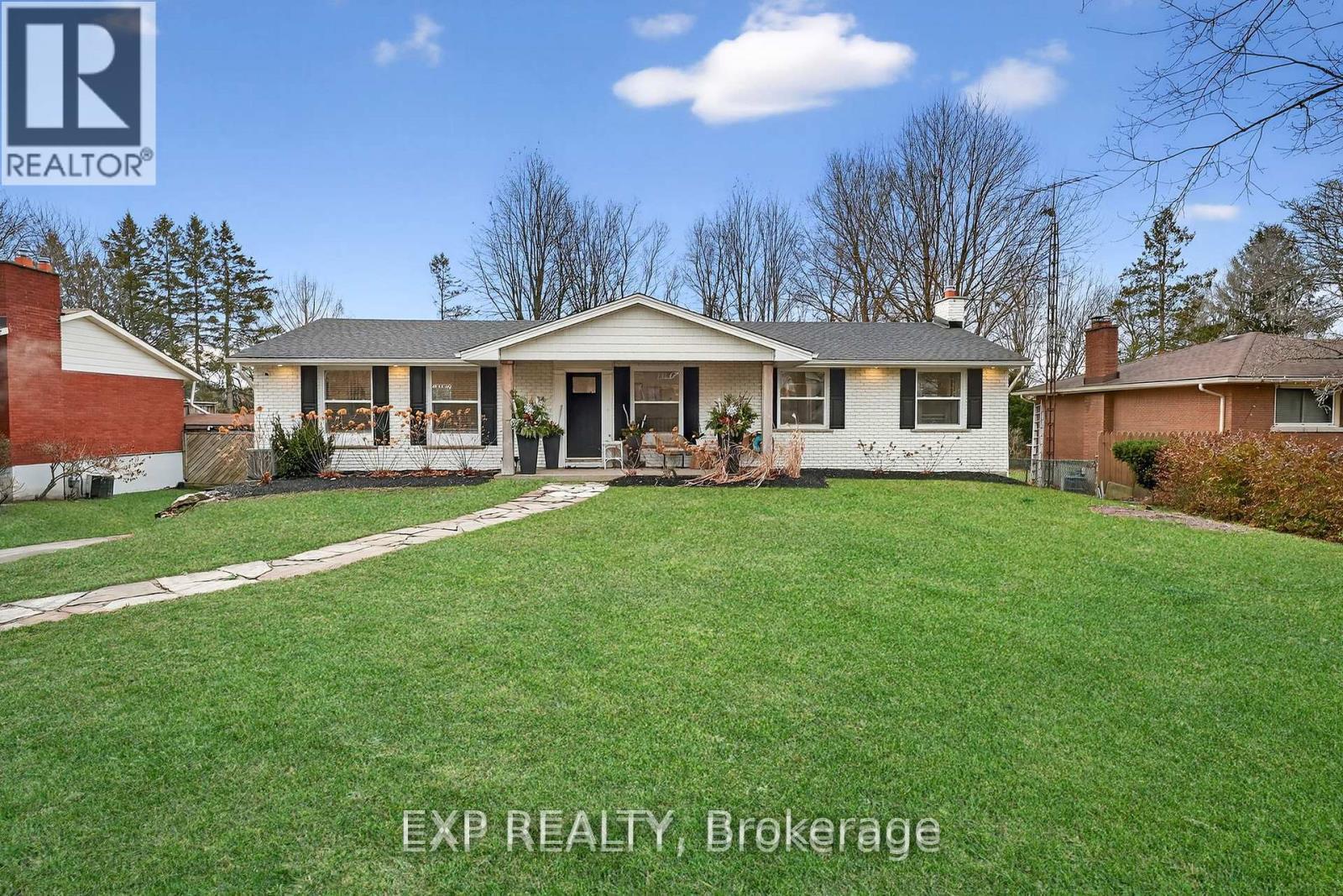 34 PANCAKE LANE, Pelham, Ontario