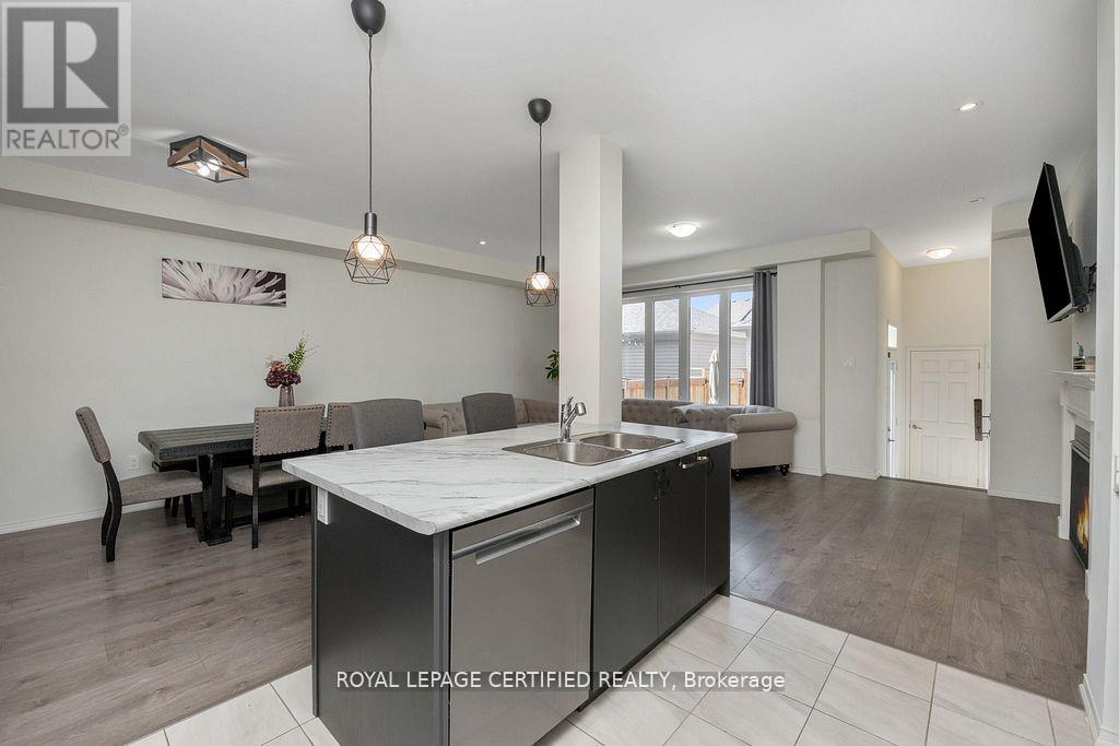 2 - 25 Elliot Street E, Centre Wellington, Ontario  N1M 0H6 - Photo 14 - X12982038