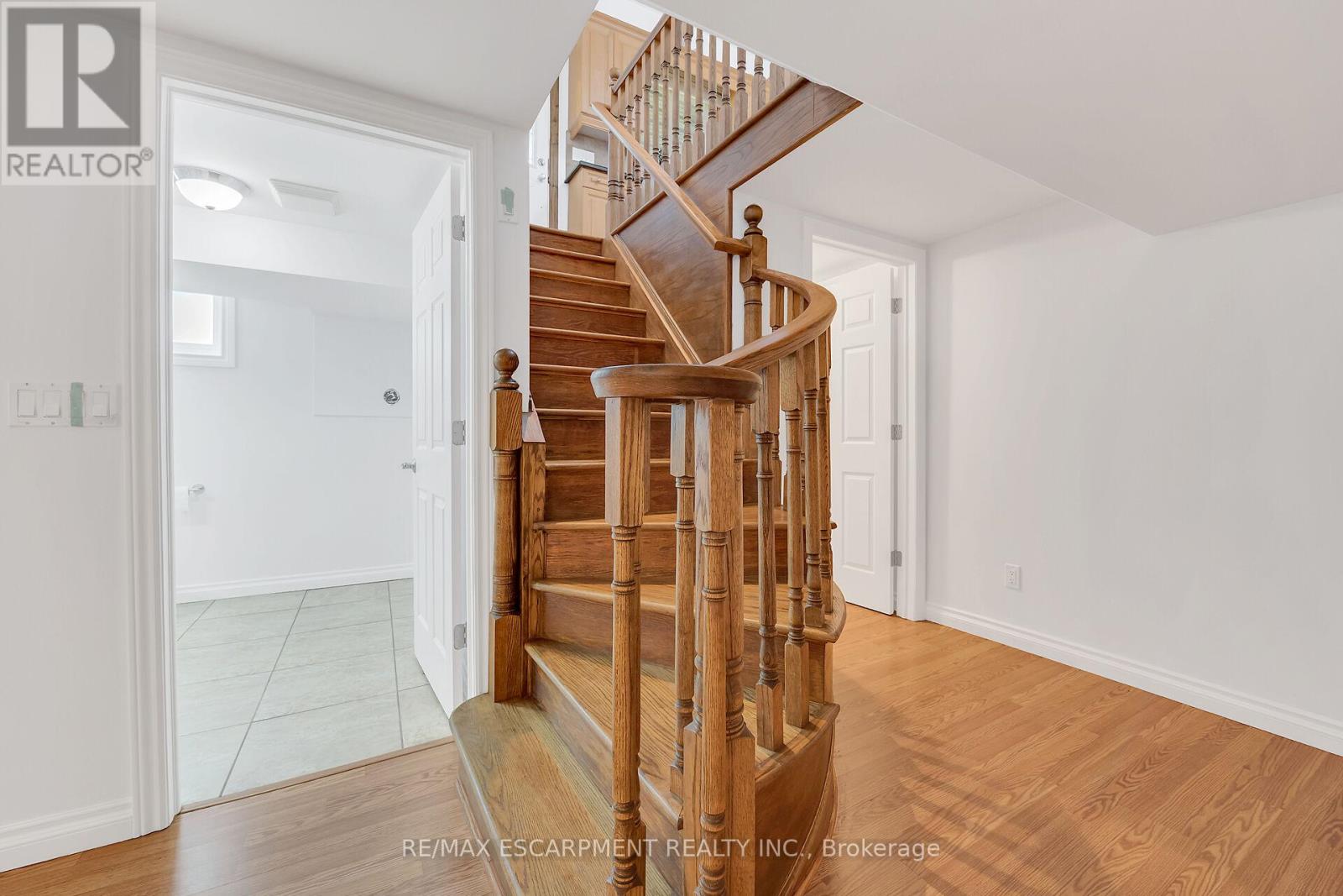 617 Eighth Road E, Hamilton, Ontario  L8J 2X4 - Photo 17 - X12982058