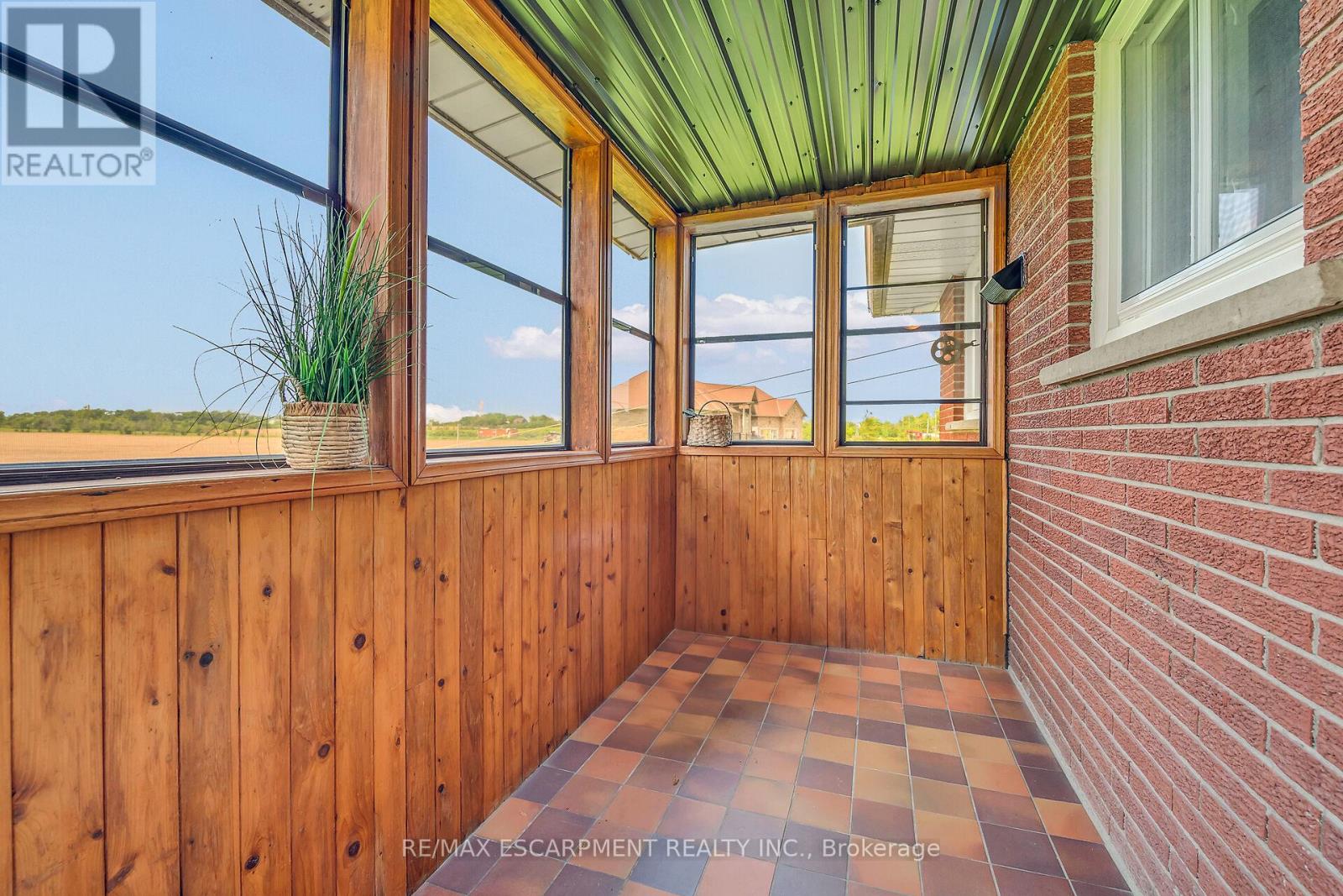 617 Eighth Road E, Hamilton, Ontario  L8J 2X4 - Photo 24 - X12982058