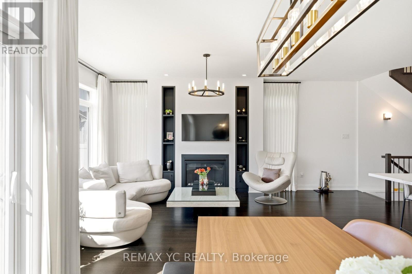 54 Angel Heights, Ottawa, Ontario  K2S 2N4 - Photo 14 - X12982084