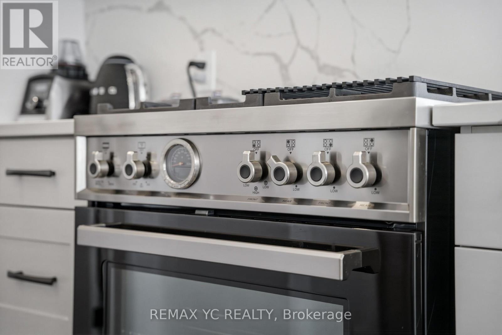 54 Angel Heights, Ottawa, Ontario  K2S 2N4 - Photo 17 - X12982084