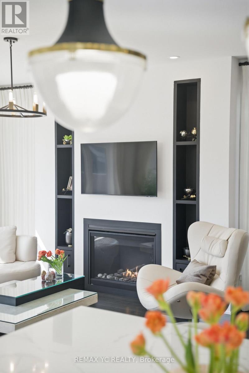 54 Angel Heights, Ottawa, Ontario  K2S 2N4 - Photo 18 - X12982084