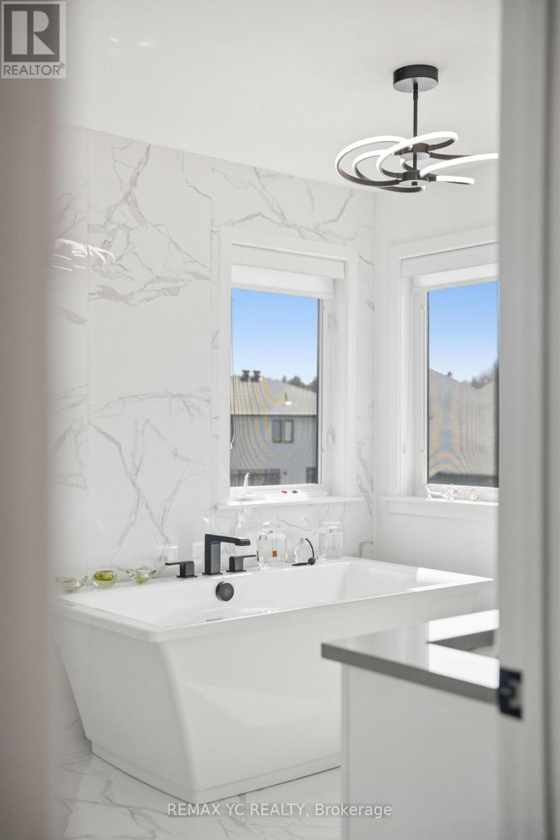 54 Angel Heights, Ottawa, Ontario  K2S 2N4 - Photo 32 - X12982084