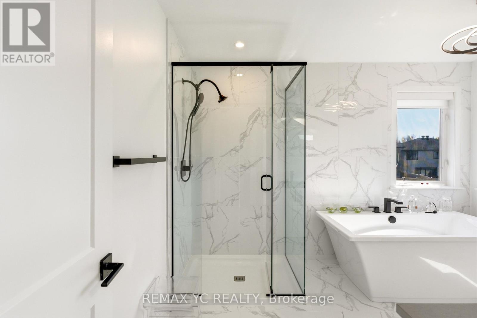 54 Angel Heights, Ottawa, Ontario  K2S 2N4 - Photo 33 - X12982084