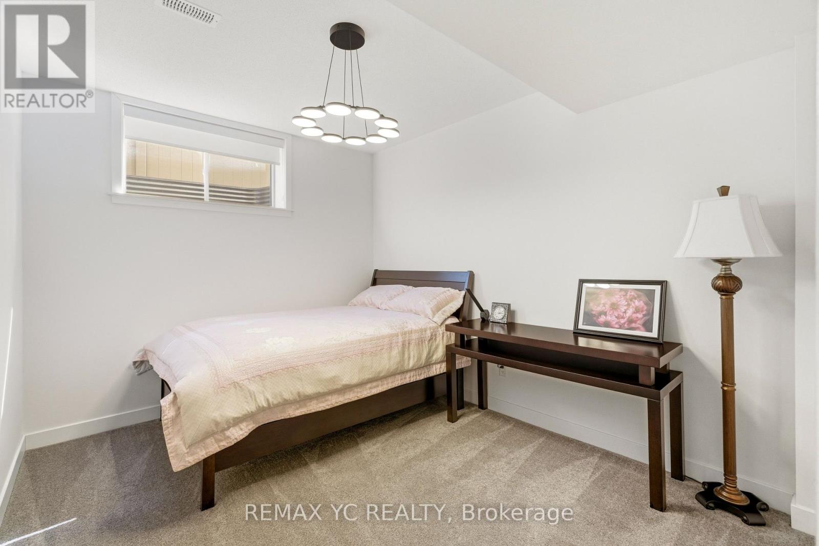 54 Angel Heights, Ottawa, Ontario  K2S 2N4 - Photo 43 - X12982084