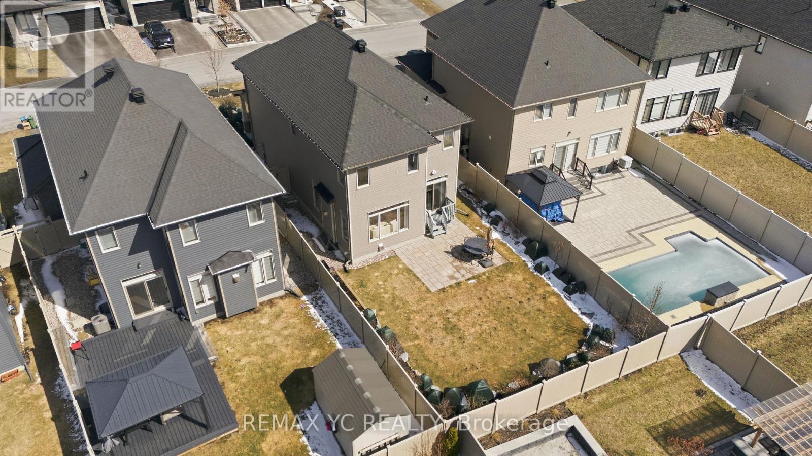 54 Angel Heights, Ottawa, Ontario  K2S 2N4 - Photo 48 - X12982084