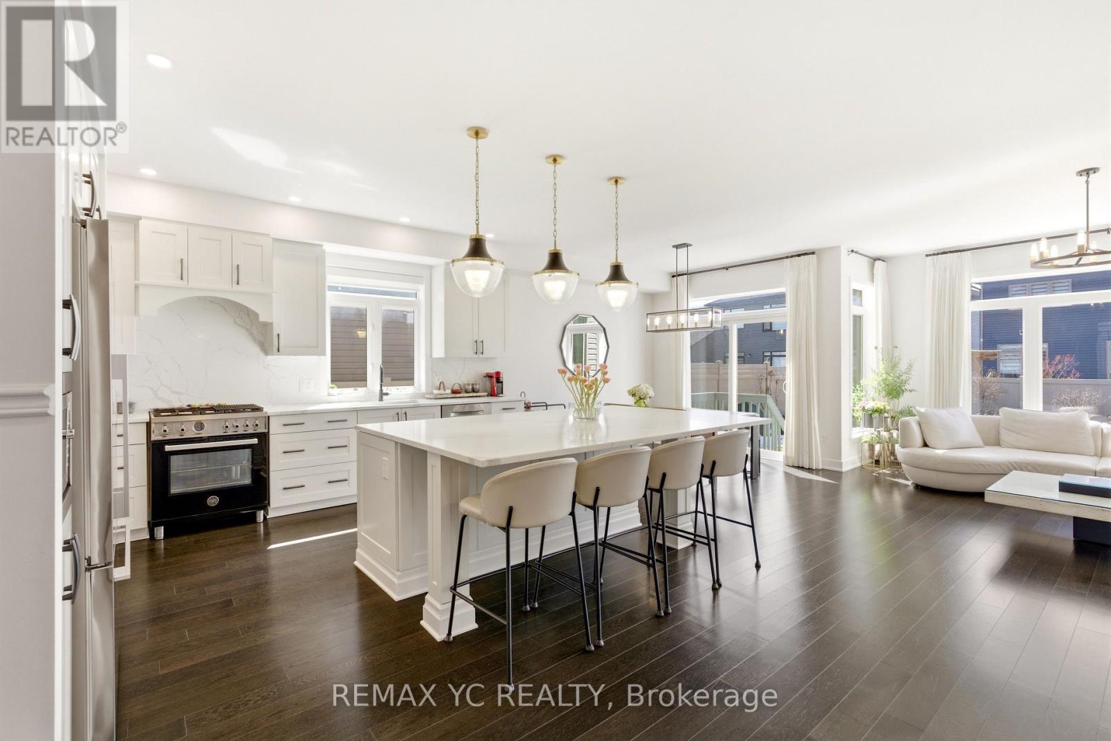 54 Angel Heights, Ottawa, Ontario  K2S 2N4 - Photo 7 - X12982084