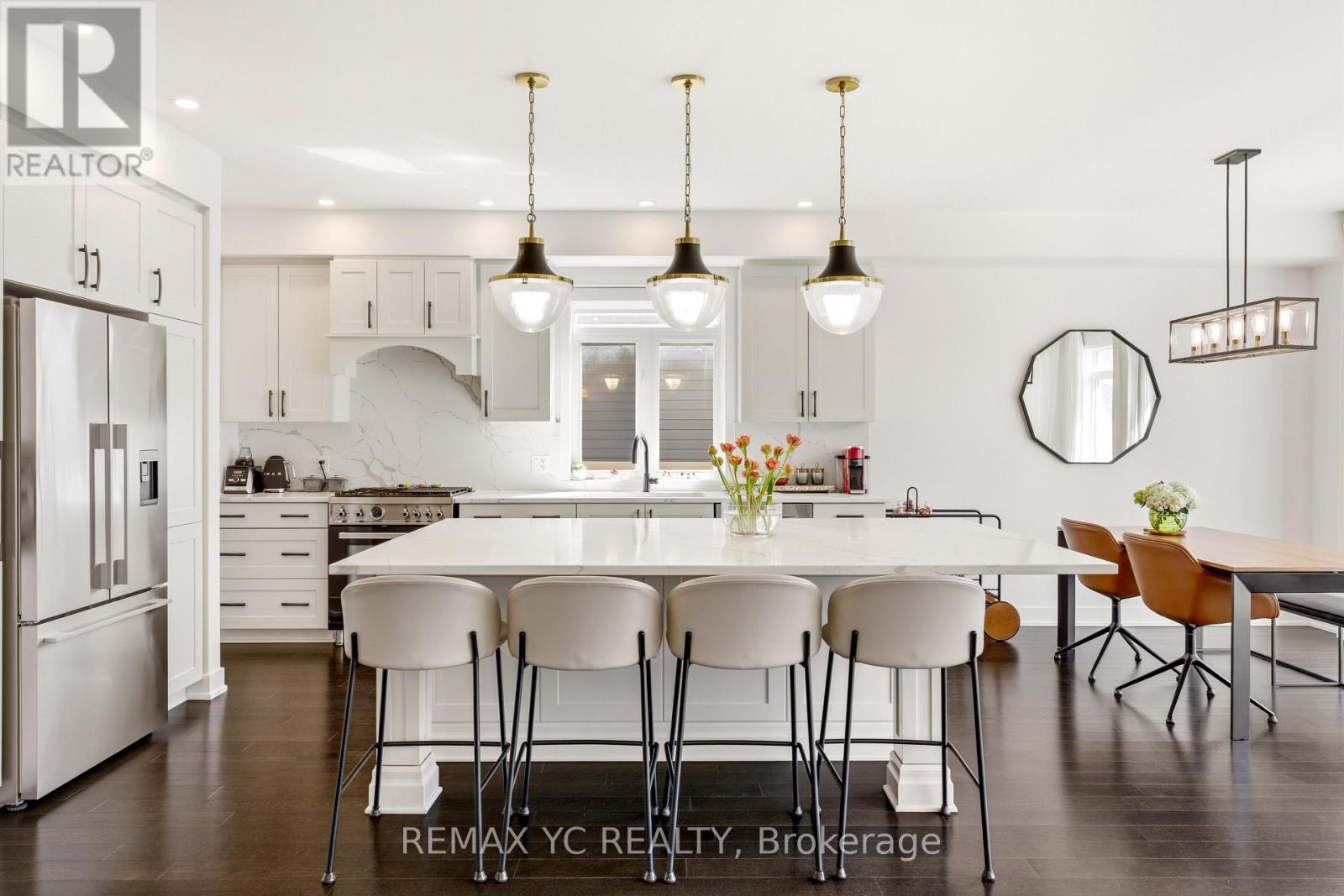 54 Angel Heights, Ottawa, Ontario  K2S 2N4 - Photo 8 - X12982084