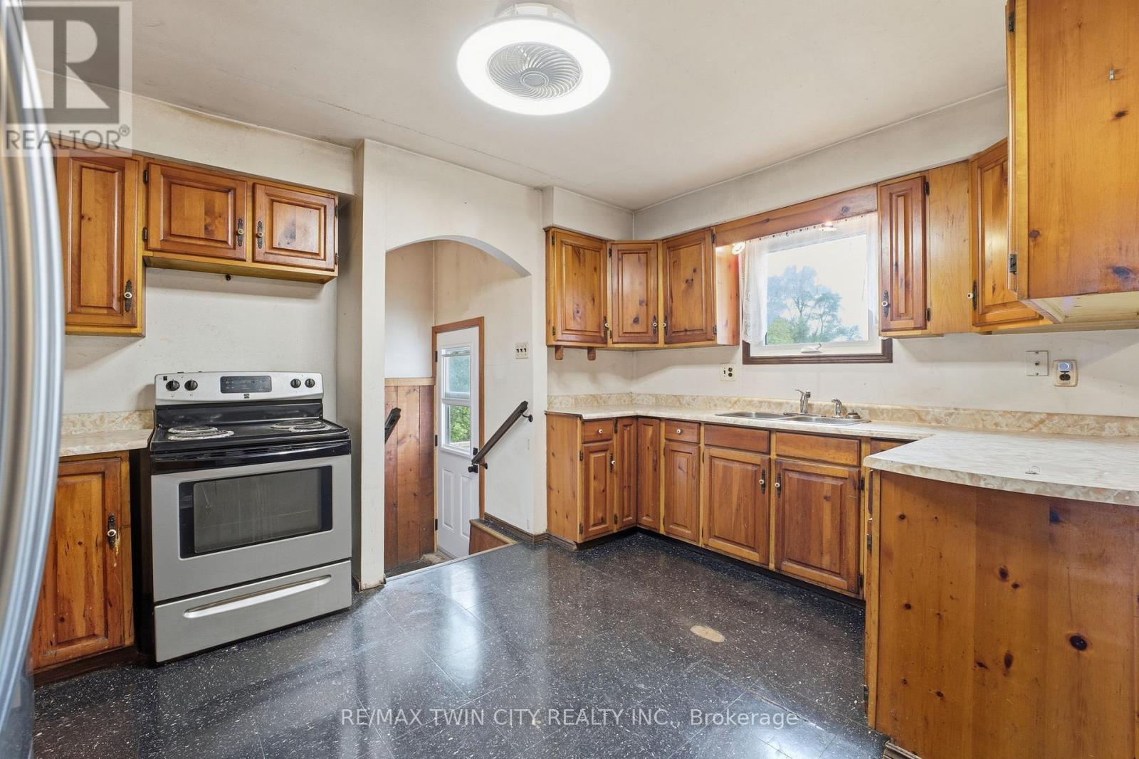 2091 Concession 6 Road W, Hamilton, Ontario  N0B 1L0 - Photo 8 - X12982100