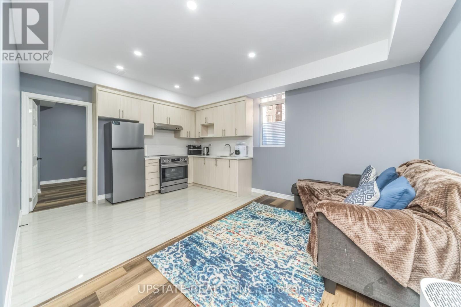 23 Spain Crescent, Brampton, Ontario  L6P 4G8 - Photo 39 - W12981976