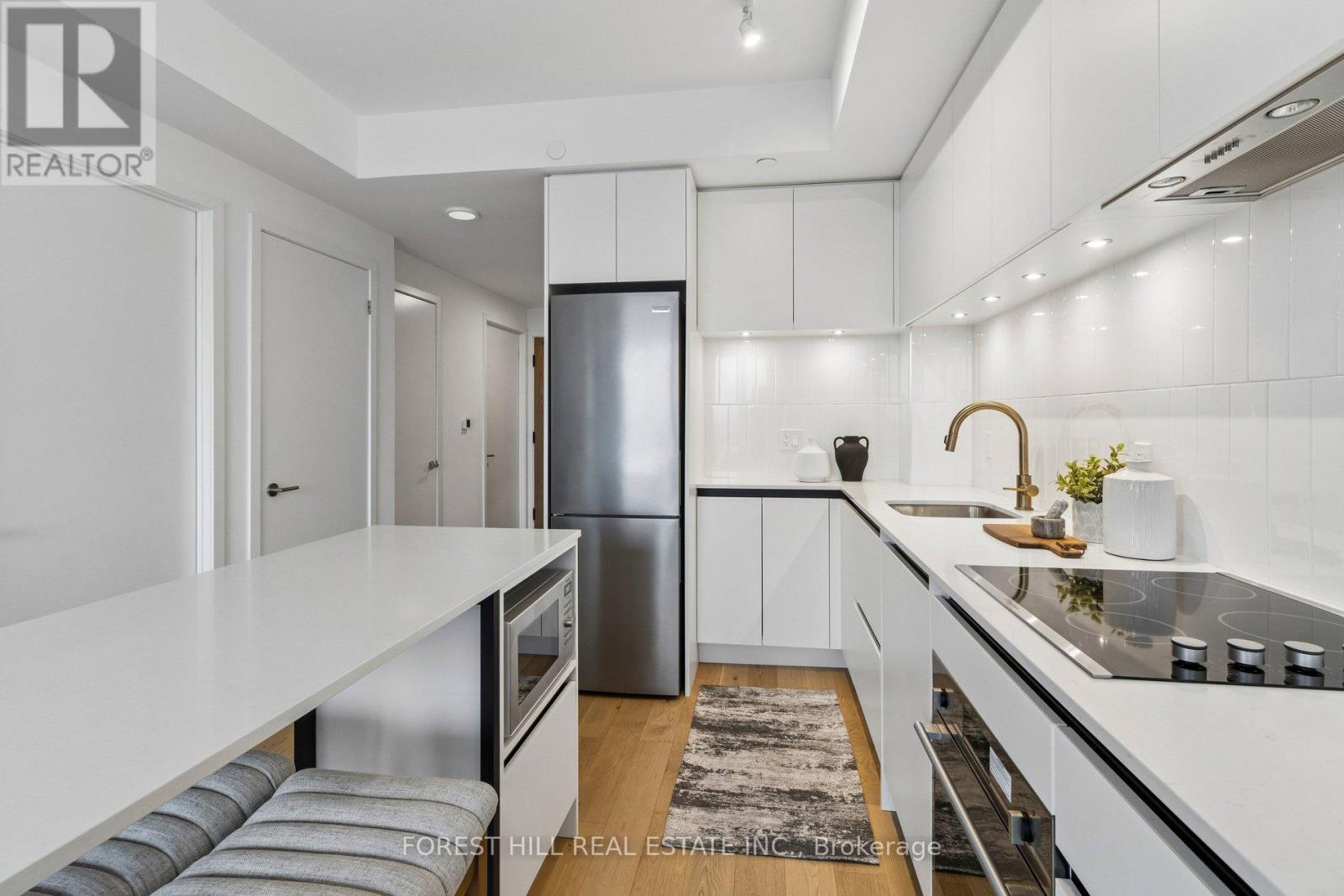 508 - 7950 BATHURST STREET Vaughan (Beverley Glen), ON L4J 0L4