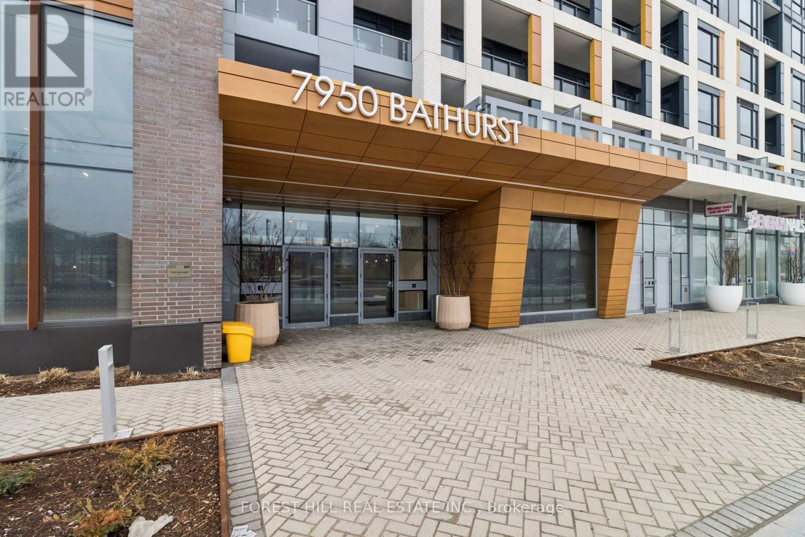508 - 7950 Bathurst Street, Vaughan, Ontario  L4J 0L4 - Photo 2 - N12951872
