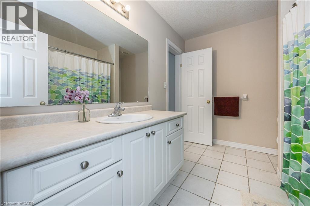 468 Doon South Drive Unit# 29, Kitchener, Ontario  N2P 0A2 - Photo 14 - 40819401