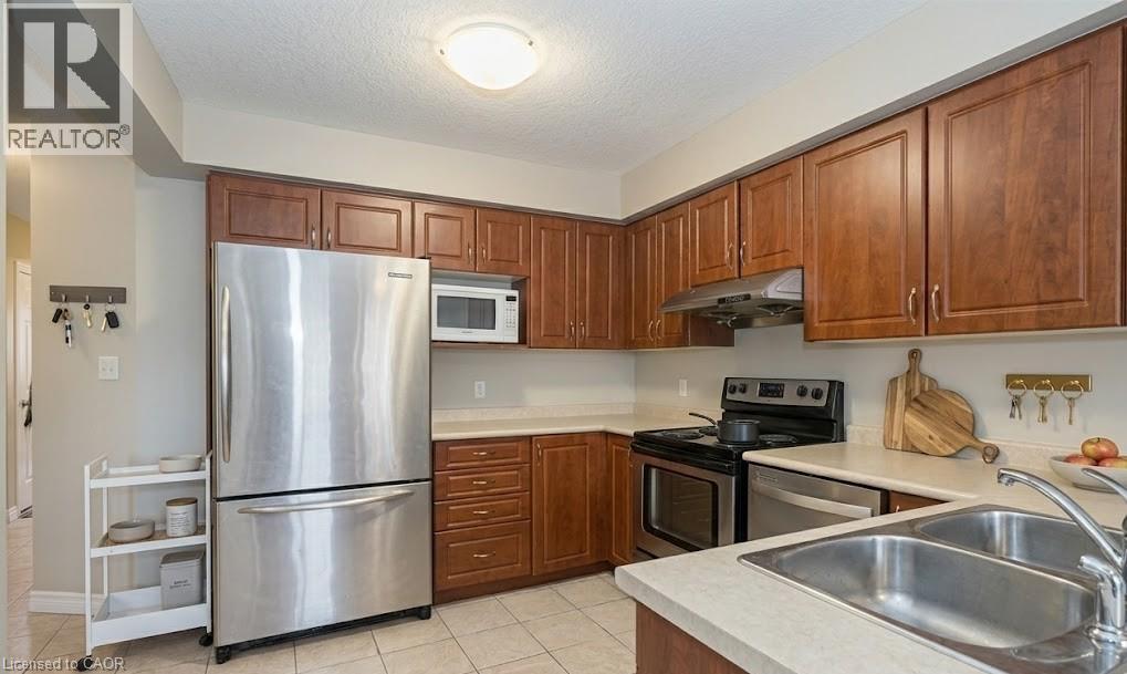 468 Doon South Drive Unit# 29, Kitchener, Ontario  N2P 0A2 - Photo 7 - 40819401