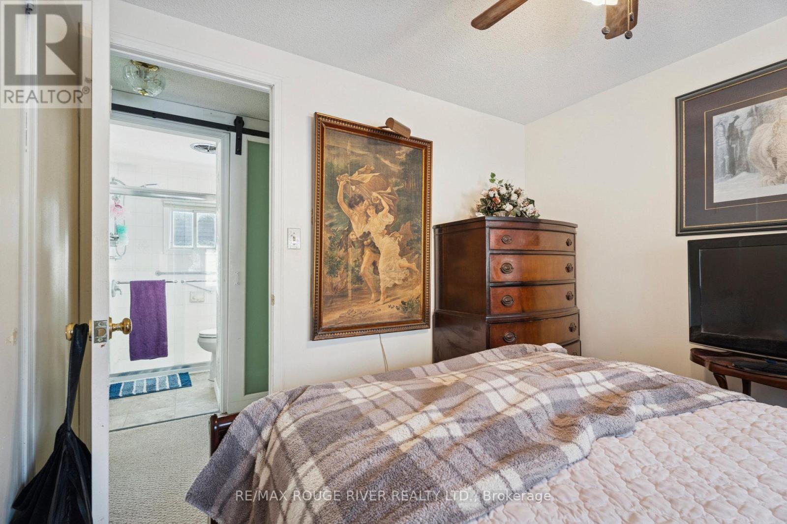 35 Hawthorne Drive, Innisfil, Ontario  L9S 1P1 - Photo 25 - N12982322