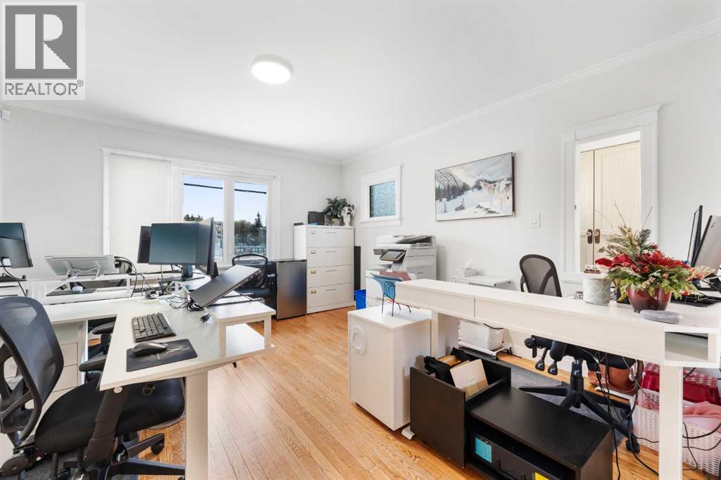 313 Ross Avenue, Cochrane, Alberta  T4C 1C9 - Photo 3 - A2276140