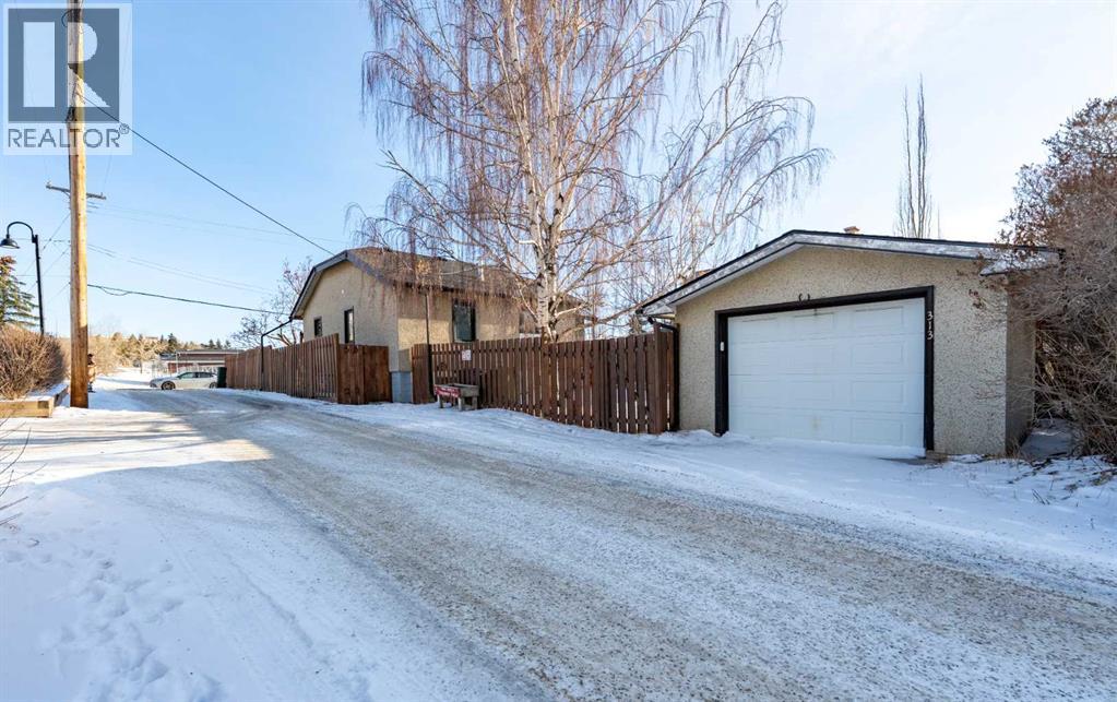 313 Ross Avenue, Cochrane, Alberta  T4C 1C9 - Photo 24 - A2276140