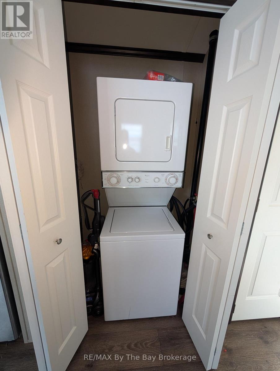 42 Temagami Trail, Wasaga Beach, Ontario  L9Z 1X7 - Photo 6 - S12982436