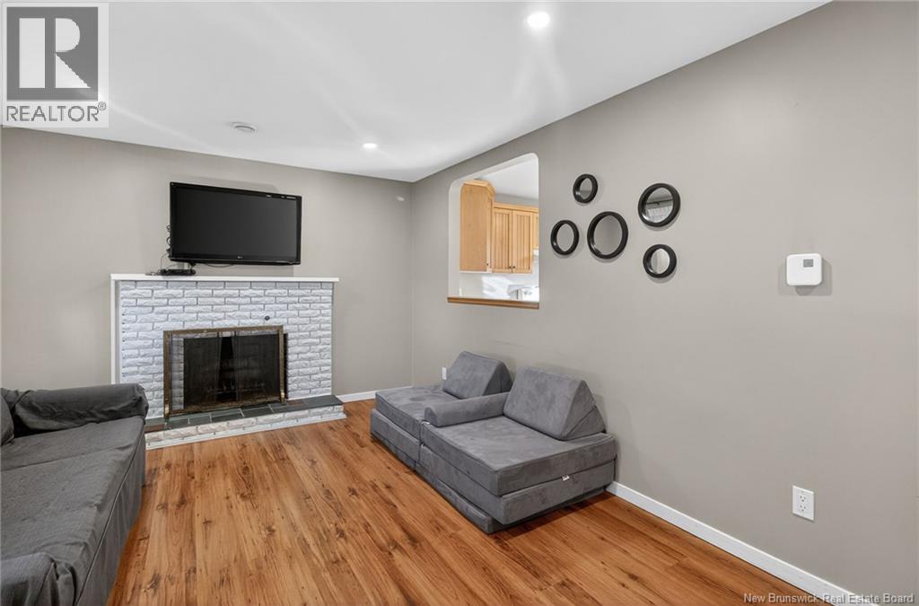 19 Larose, Dieppe, New Brunswick E1A 5B7 - Photo 12 - NB135479