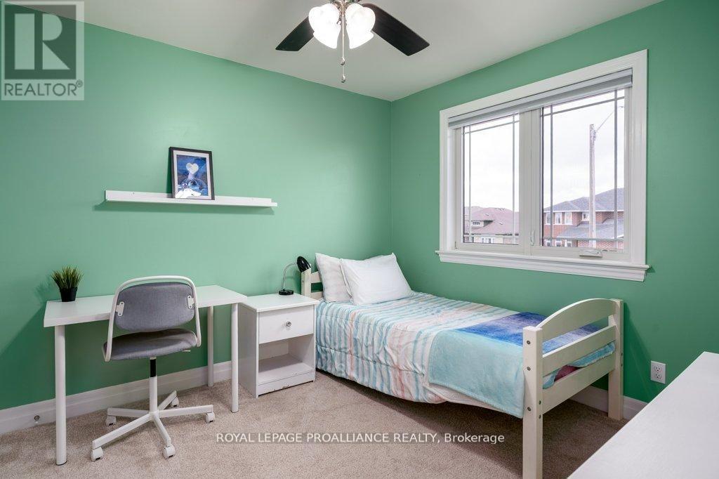 60 Crews Crescent, Quinte West, Ontario  K8V 0G4 - Photo 36 - X12982376
