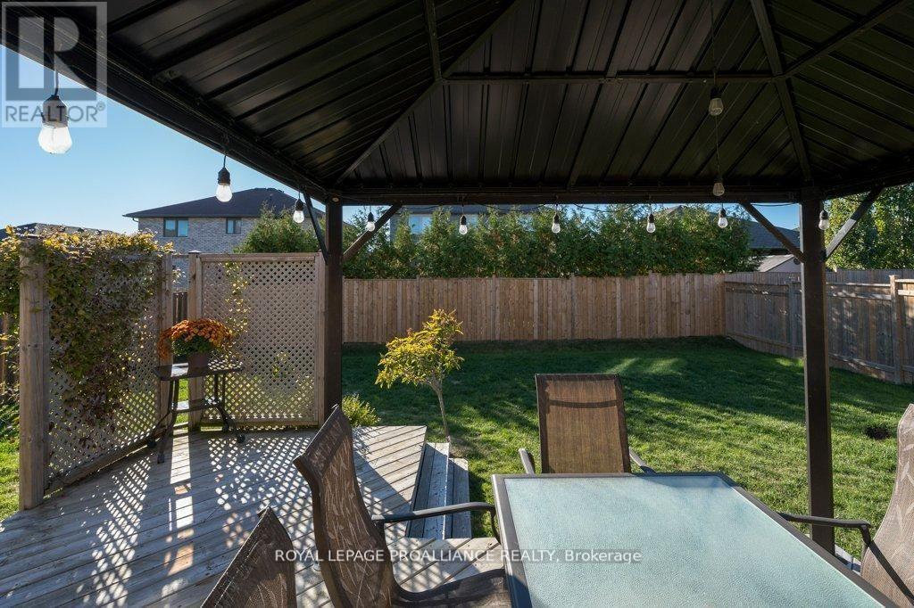 60 Crews Crescent, Quinte West, Ontario  K8V 0G4 - Photo 49 - X12982376