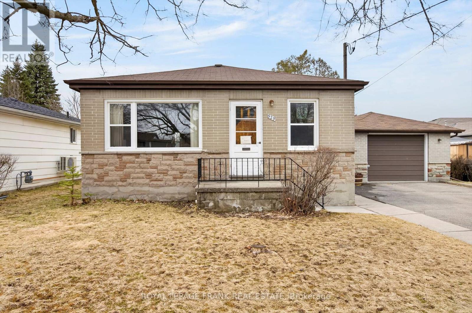 929 Western Avenue, Peterborough, Ontario  K9J 5W1 - Photo 1 - X12982418