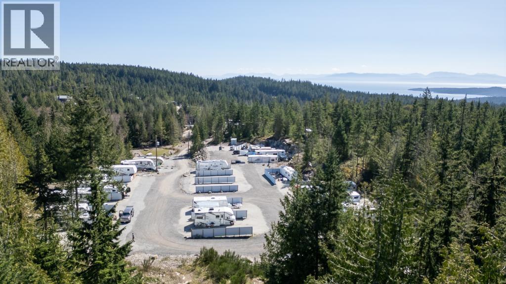 9384 Stephens Way, Halfmoon Bay, British Columbia  V7Z 1G9 - Photo 3 - R3106780