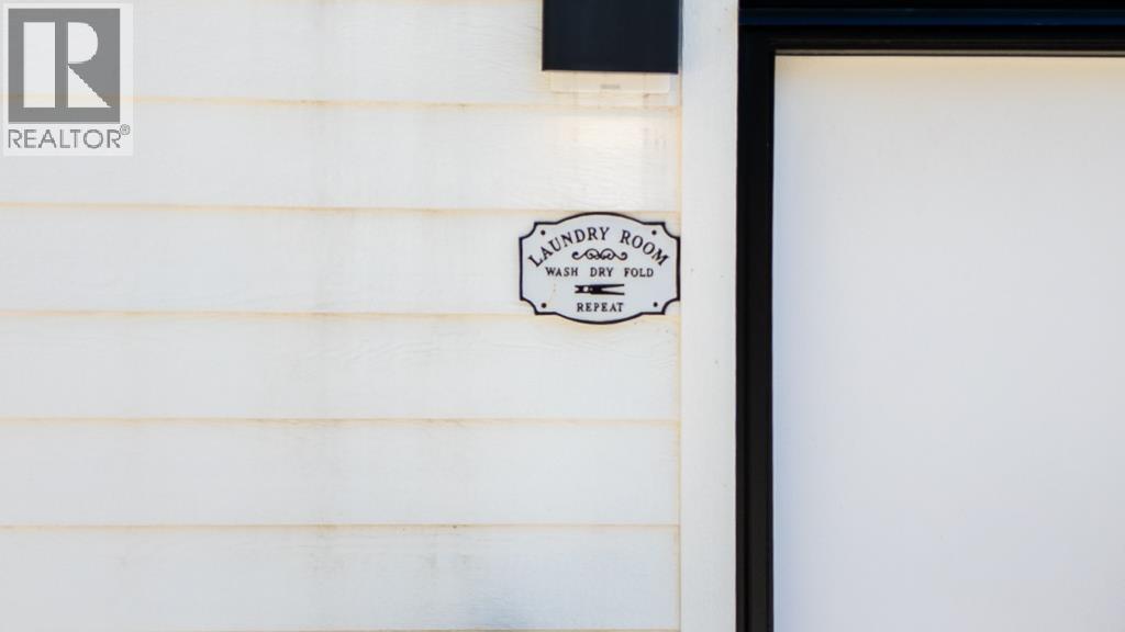 9384 Stephens Way, Halfmoon Bay, British Columbia  V7Z 1G9 - Photo 16 - R3106780