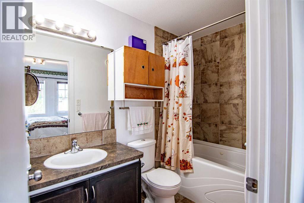 172 Ibbotson Close, Red Deer, Alberta  T4R 0C5 - Photo 14 - A2299975