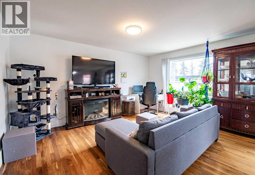 172 Ibbotson Close, Red Deer, Alberta  T4R 0C5 - Photo 9 - A2299975