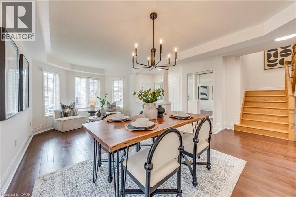 5811 Page Crescent, Burlington, Ontario  L7L 7N9 - Photo 10 - 40818303