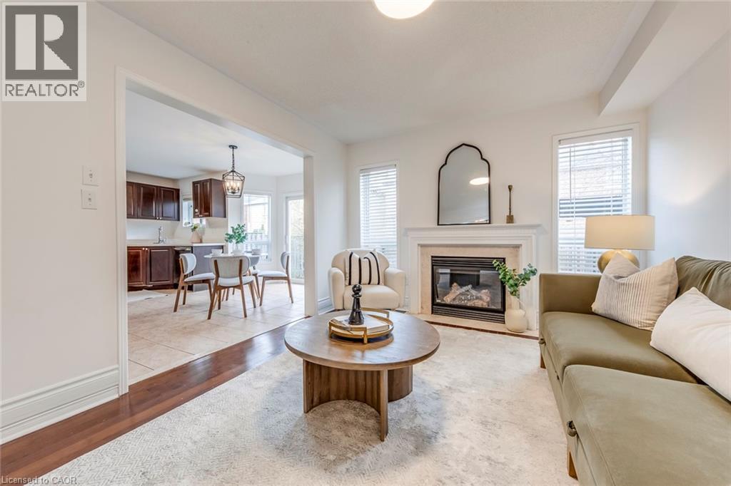 5811 Page Crescent, Burlington, Ontario  L7L 7N9 - Photo 17 - 40818303