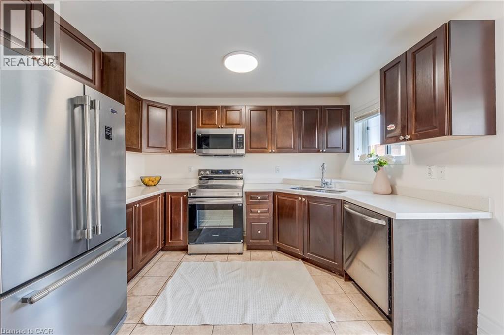 5811 Page Crescent, Burlington, Ontario  L7L 7N9 - Photo 23 - 40818303