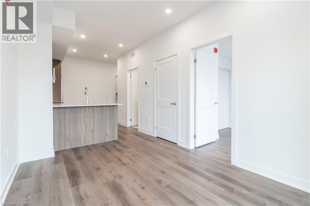 312 Erb Street W Unit# 206, Waterloo, Ontario  N2L 0K9 - Photo 3 - 40819065