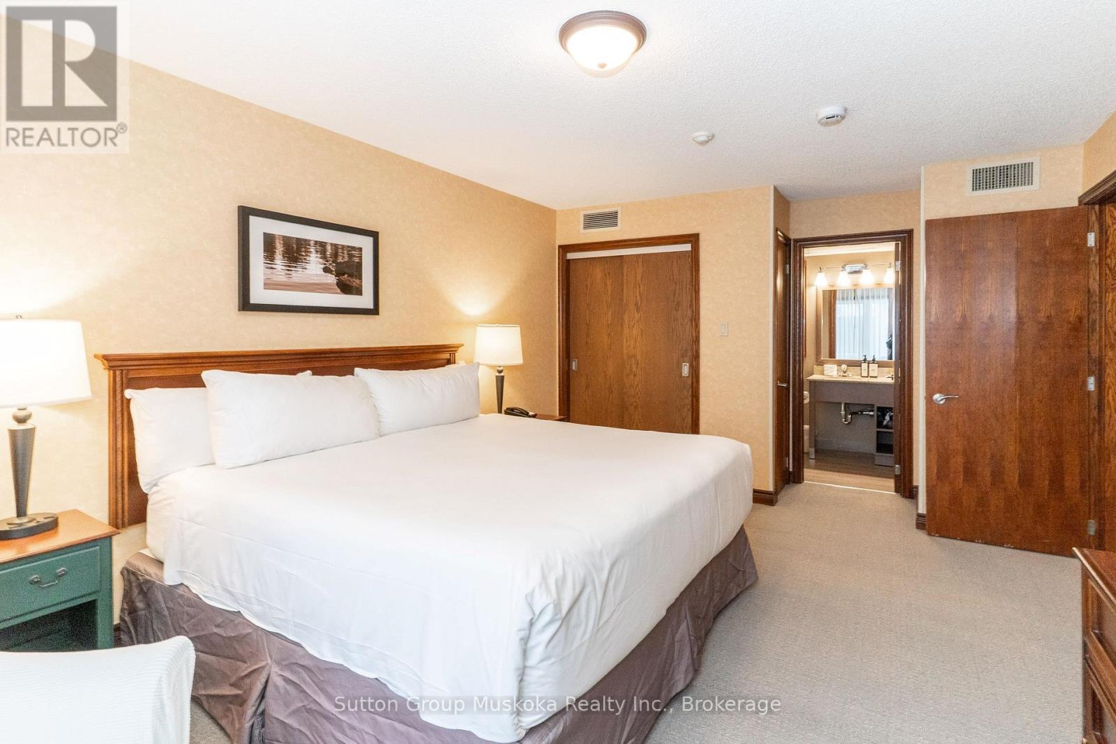 31-101 The Greens Drive, Huntsville, Ontario  P1H 2E8 - Photo 10 - X12982486