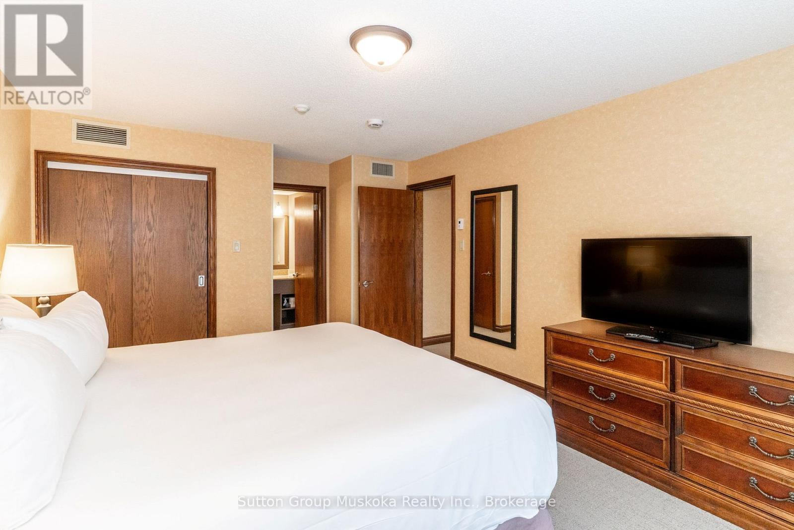 31-101 The Greens Drive, Huntsville, Ontario  P1H 2E8 - Photo 11 - X12982486