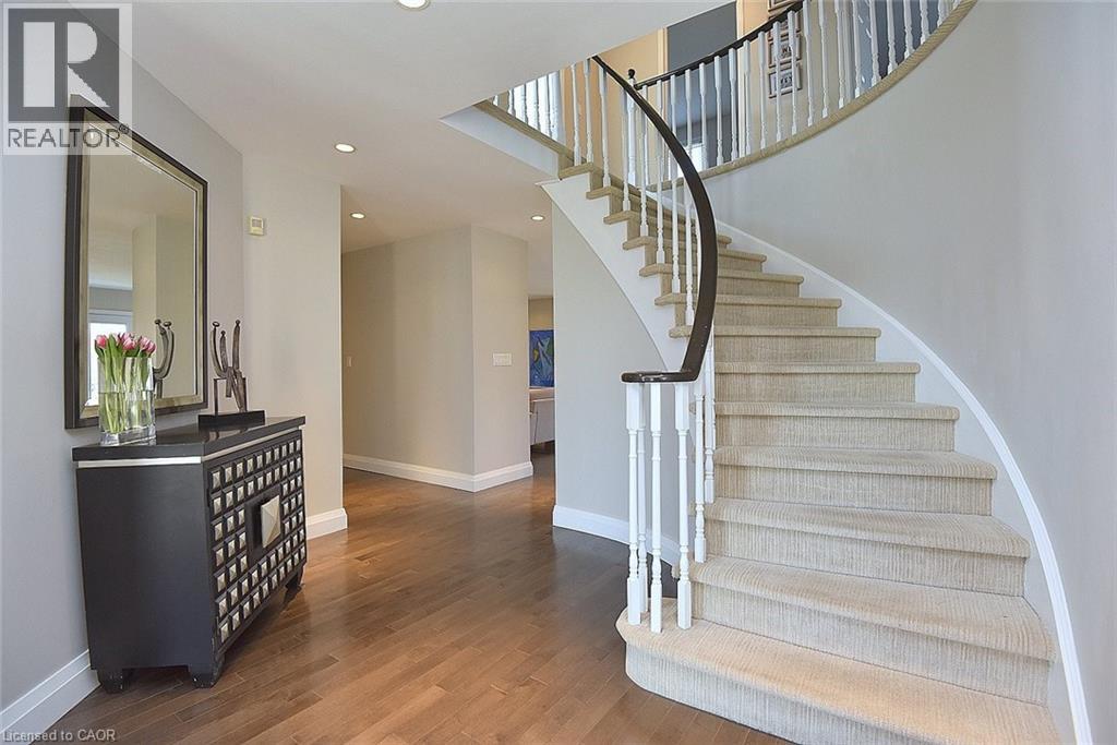 87 Jerome Park Drive, Dundas, Ontario  L9H 6R8 - Photo 7 - 40819535